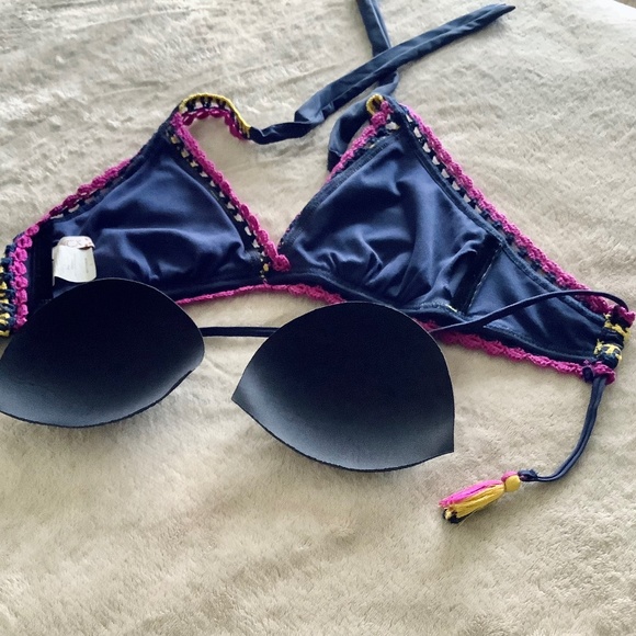 BECCA New (without Tags) Bikini Top & Pants / Size M / D - Picture 5 of 15